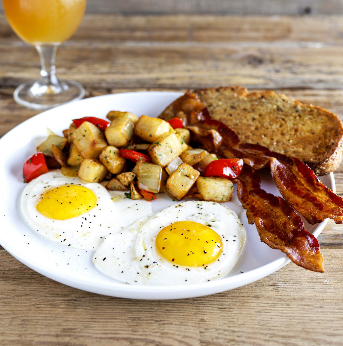 Wob*star Breakfast* (brunch Hours Only) - World Of Beer